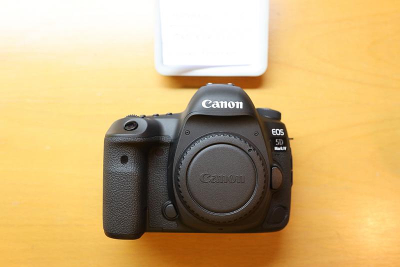 กล้อง Canon 5D Mark IV สภาพเหมือนใหม่ ปกศ.เหลือ 10 เดือน ชัตเตอร์ 1400 