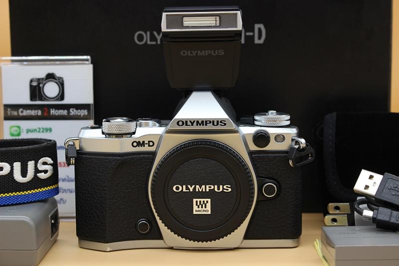 ขาย Olympus OMD EM5 mark II (สีเงิน) อดีตประกันร้าน สภาพสวย ชัตเตอร์ 3,047 รูป เมนูไทย มี WiFiในตัว เครื่องไม่เคยตก-หล่น ใช้งานได้ปกติทุกฟังก์ชั่น พร้อมFla