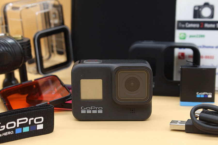 ขาย GoPro Hero 8 Black สภาพสวย อดีตประกันศูนย์ อุปกรณ์ครบพร้อมใช้งานได้เลย  อุปกรณ์และรายละเอียดของสินค้า 1.GoPro Hero 8 Black 2.ไม้ 3 Way 3.เคสกันน้ำ/ฝาเป