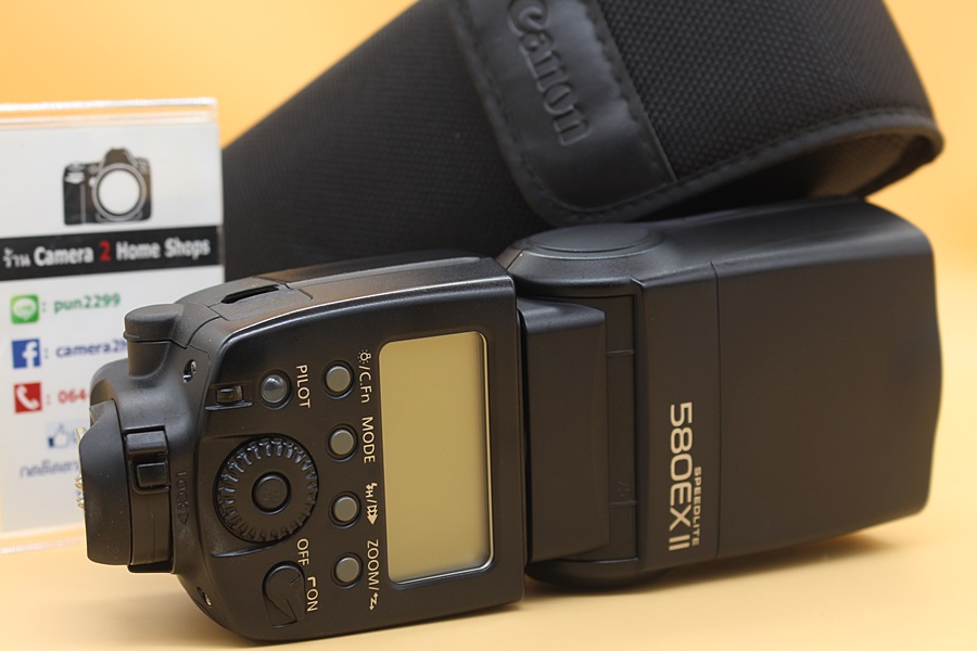 ขาย Flash Canon Speedlite 580EX II สภาพสวย อดีตประกันศูนย์ ตัวหนังสือคมชัด ใช้งานปกติเต็มระบบ หน้าขาว  อุปกรณ์และรายละเอียดของสินค้า 1.Flash Canon Speedlit