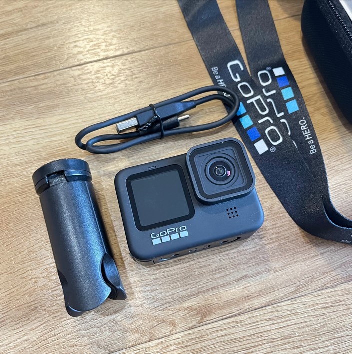 ขาย กล้อง Gopro Hero 9 Black มือสอง สภาพใหม่ อุปกรณ์ครบ ยกกล่อง ราคาพิเศษ