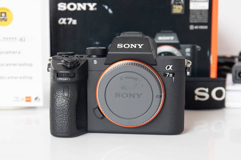 Sony A7Miii เครื่องศูนย์ สภาพดี มีรอยการใช้งานบ้างตามรูปค่ะ ชัตเตอร์ 5,264ภาพ