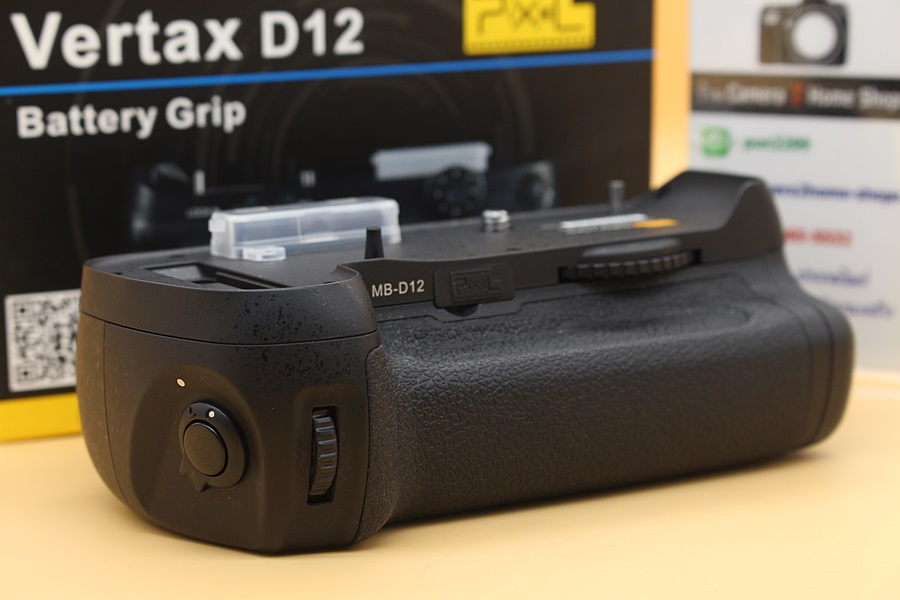 ขาย Pixel Battery Grip Vertax D12 (for Nikon D800/D800E/D810) สภาพสวยใหม่ อุปกรณ์ครบกล่อง  อุปกรณ์และรายละเอียดของสินค้า 1.Pixel Battery Grip Vertax D12 (f