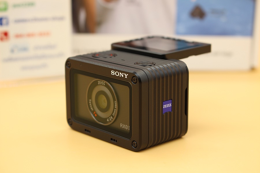 ขาย Sony RX0 II + Shooting Grip VCT-SGR1 สภาพสวย อดีตประกันร้าน เมนูไทย ใช้งานน้อย จอปรับเซลฟี่ได้ อุปกรณ์ครบกล่อง  อุปกรณ์และรายละเอียดของสินค้า 1.Sony RX
