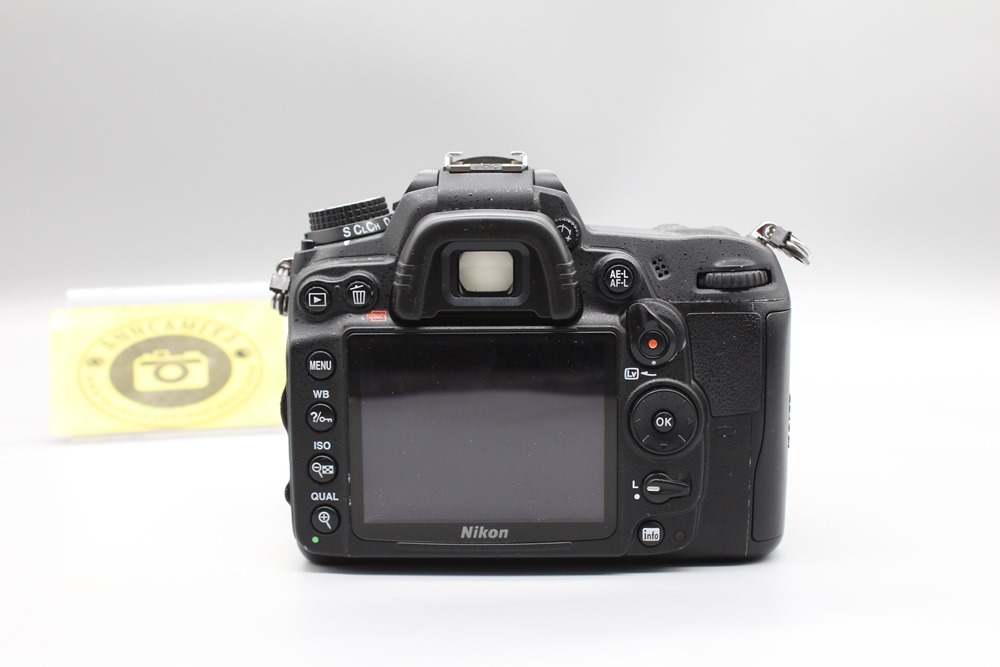 ขาย Nikon D7000+Lens 18-105 mm .VR สภาพสวย ๆ เมนูภาษาไทย ใช้งานปกติ ทุกฟังชั่น ครบกล่อง