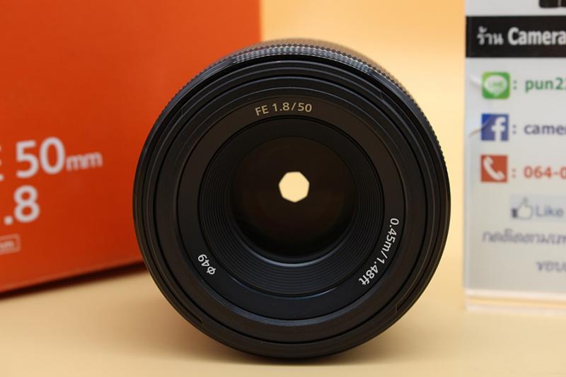 ขาย Lens Sony FE 50mm F1.8 OSS สีดำ สภาพสวย อดีตประกันศูนย์ ไร้ฝ้า รา ตัวหนังสือคมชัด อุปกรณ์ครบกล่อง   อุปกรณ์และรายละเอียดของสินค้า 1.Lens Sony FE 50mm F