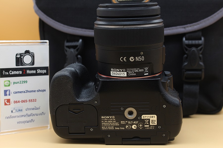ขาย Sony A57 + Lens 18-55mm สภาพสวย ชัตเตอร์ 3,XXXรูป จอปรับหมุนได้ เมนูไทย อุปกรณ์พร้อมกระเป๋า  อุปกรณ์และรายละเอียดของสินค้า 1.Body Sony A57 2.Lens DT 18