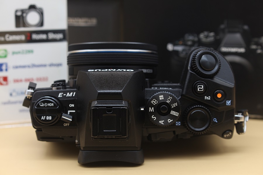 ขาย Olympus OMD EM1 + lens 14-42mm (สีดำ) สภาพสวย อดีตศูนย์ ชัตเตอร์ 4,068 เมนูไทย มีWiFi อุปกรณ์ครบกล่อง จอติดฟิล์มแล้ว  อุปกรณ์และรายละเอียดของสินค้า 1.B