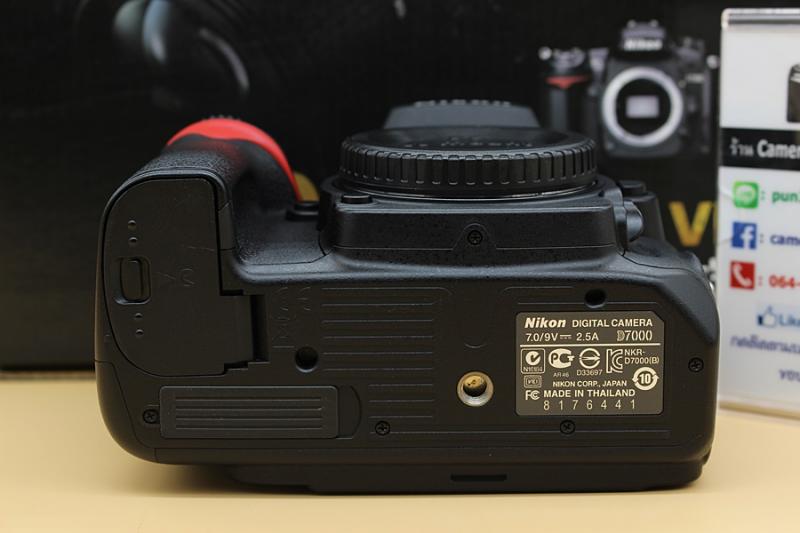 ขาย Body Nikon D7000 อดีตประกันศูนย์ สภาพสวย เมนูไทย ชัตเตอร์ 6,XXXรูป ใช้งานน้อย จอติดฟิล์มแล้ว อุปกรณ์ครบกล่อง  อุปกรณ์และรายละเอียดของสินค้า 1.Body Niko