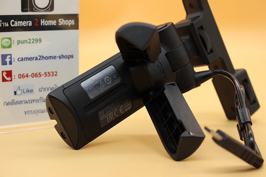 ขาย Sony VCT-SGR1 Shooting Grip พร้อม Coldshoe Extension สภาพสวย พร้อมใช้งาน   อุปกรณ์และรายละเอียดของสินค้า 1.Sony VCT-SGR1 Shooting Grip 2.Coldshoe Exten