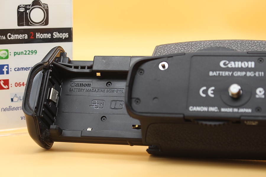 ขาย Grip Battery Canon BG-E11 for Canon 5D Mark III สภาพสวย ใช้งานปกติเต็มระบบ   อุปกรณ์และรายละเอียดของสินค้า 1.Grip Battery Canon BG-E11 for Canon 5D Mar