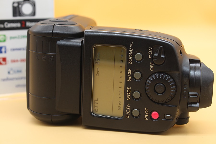 ขาย Flash Canon Speedlite 580EX II สภาพสวย อดีตประกันศูนย์ ตัวหนังสือคมชัด ใช้งานปกติเต็มระบบ หน้าขาว  อุปกรณ์และรายละเอียดของสินค้า 1.Flash Canon Speedlit