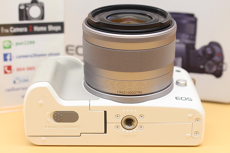 ขาย Canon EOS M50 Mark II + Lens 15-45mm (สีขาว) สภาพสวยใหม่มาก ชัตเตอร์ 3,XXX อดีตเครื่องศูนย์ อุปกรณ์ครบกล่อง เมนูไทย จอติดฟิล์มแล้ว   อุปกรณ์และรายละเอี