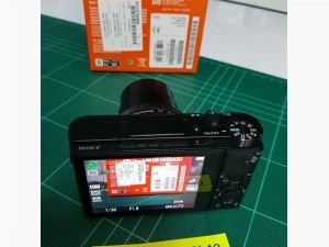 ขาย Sony RX100 mark V ใหม่มาก ใช้น้อยจริง 