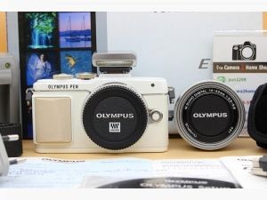 ขาย Olympus EPL 7 + lens kit 14-42mm (สีขาว) สภาพสวย เครื่องประกันศูนย์ มีประกันเพิ่ม3ปี ถึง 05-09-64 ชัตเตอร์ 5,080 รูป  มี WiFiในตัว หน้าจอติดฟิล์มแล้ว เ