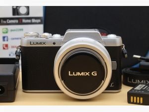 ขาย Panasonic lumix DMC GF-8K + Lens lumix 12-32mm(สีดำ) สภาพสวย อดีตประกันศูนย์ เมนูไทย มีWiFiในตัว ชัตเตอร์7,007 รูป อุปกรณ์พร้อมกระเป๋า จอทัชสกรีนติดฟิล