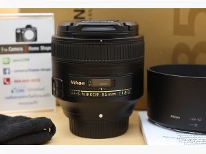 ขาย Lens Nikon AF-S NIKKOR 85mm F1.8G สภาพสวย อดีตร้าน ไร้ฝ้า รา อุปกรณ์ครบกล่อง  อุปกรณ์และรายละเอียดของสินค้า 1.Lens Nikon AF-S NIKKOR 85mm F1.8G 2.คู่มื