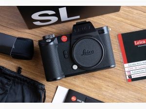 Leica SL2-S สภาพสวย การใช้งานปกติทุกระบบ หน้อจอติดฟิลม์กันรอยเรียบร้อยพร้อมใช้งานค่ะ