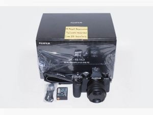 ขายกล้อง Fuji X-S10 พร้อมเลนส์ 15-45mm f3.5-5.6 OIS PZ เหลือประกันศูนย์ไทยอีก 5 เดือน